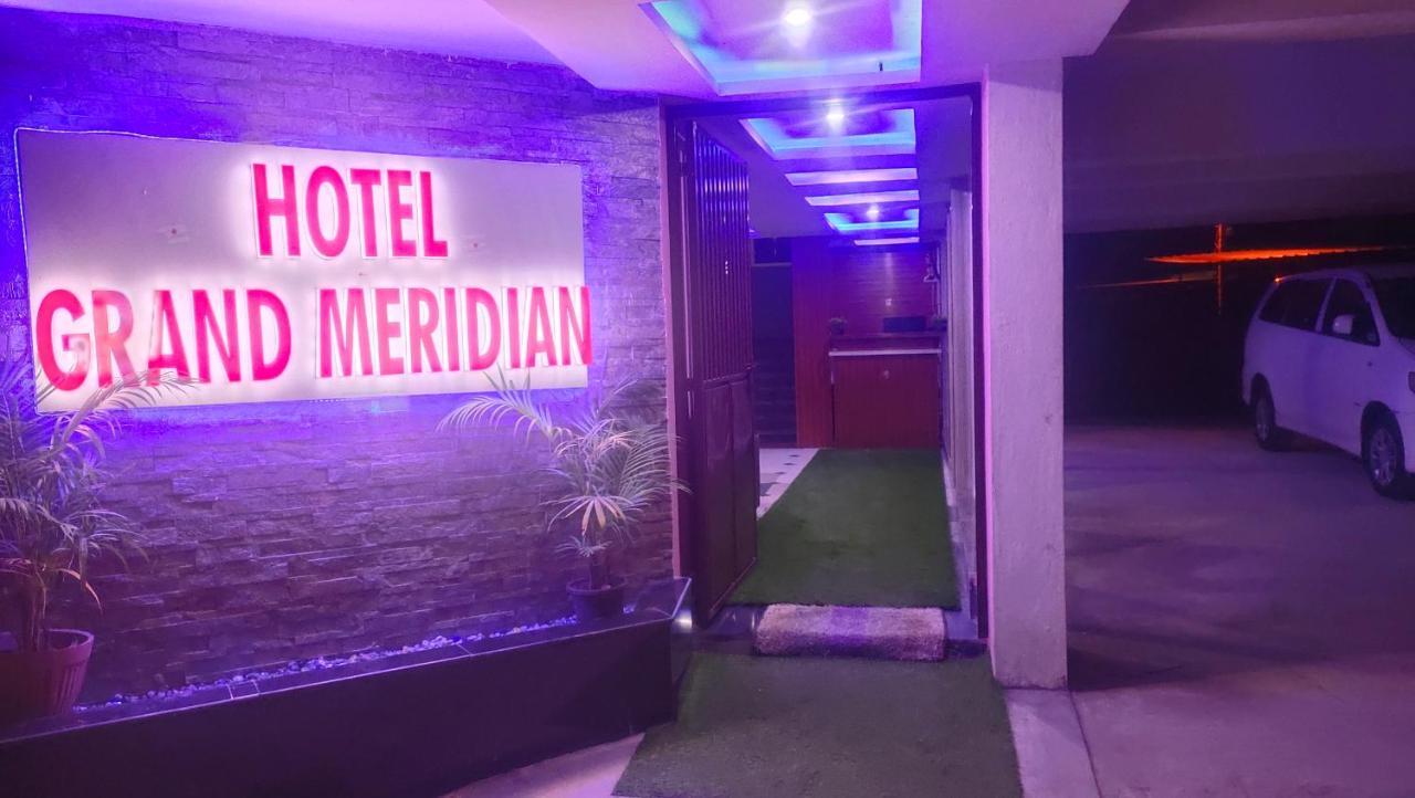 Hotel Grand Meridian Бангалор Экстерьер фото